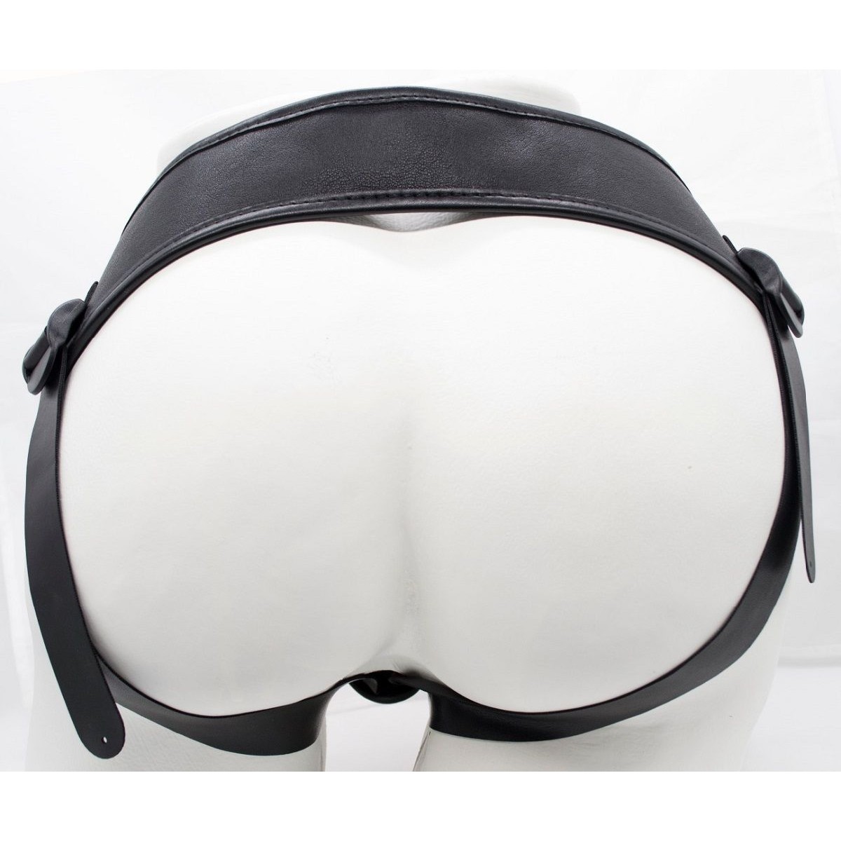 Фаллоимитатор с поясом. STRAP ON "Harness" 15см/4,3см, 285003 — изображение 3